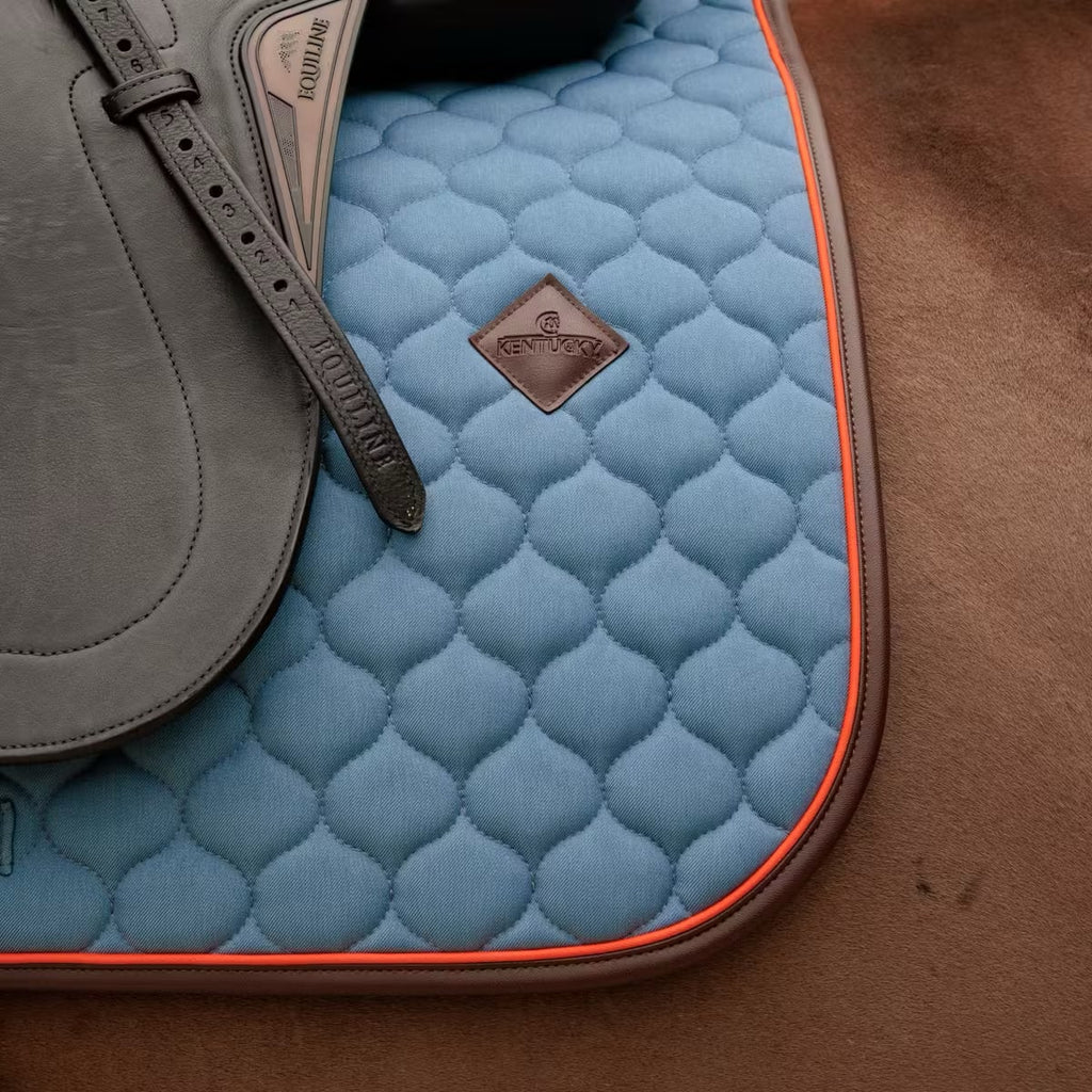 Kentucky Saddle Pad Onion Quilt Neon Leather Dressage - Løwenborg - Kentucky Horsewear