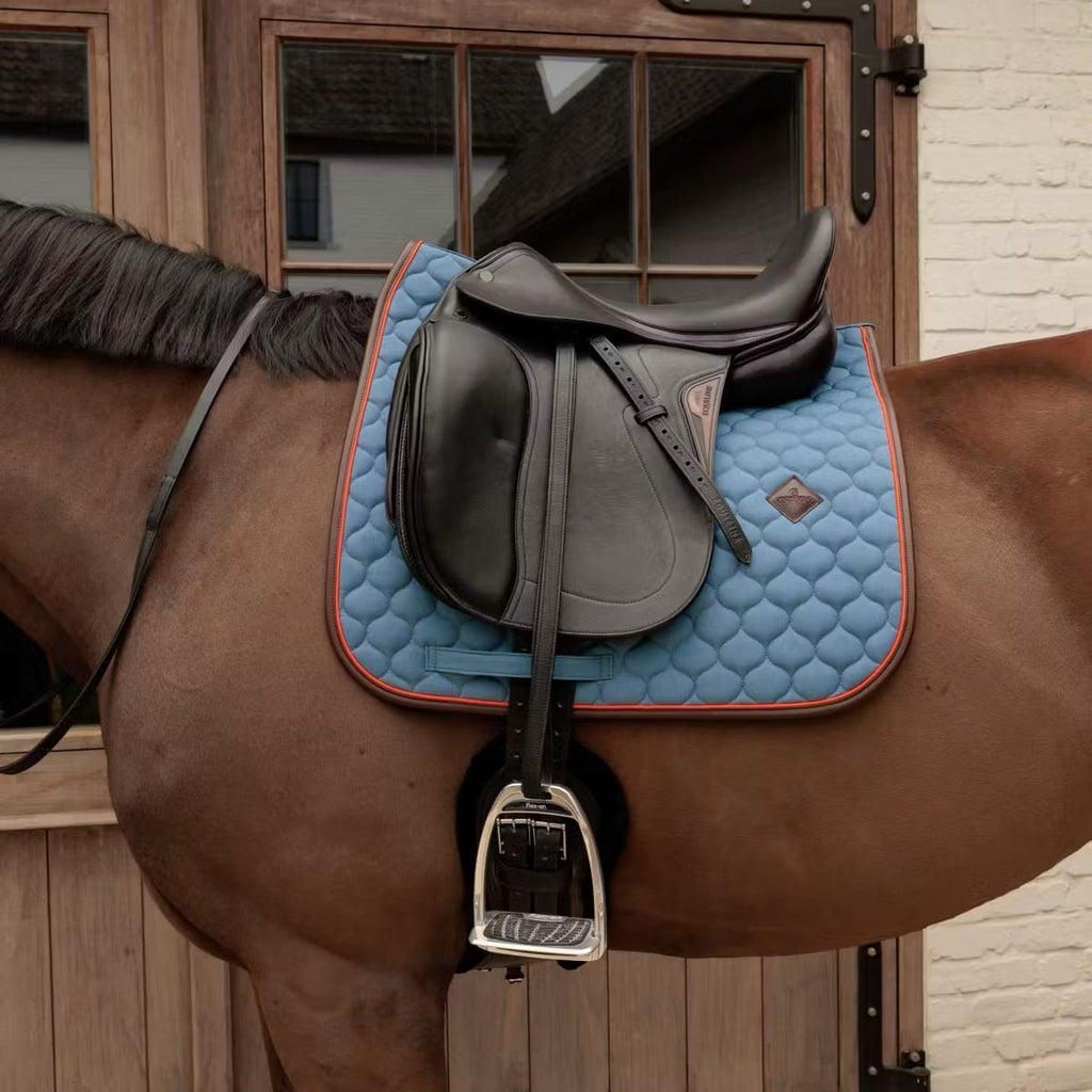 Kentucky Saddle Pad Onion Quilt Neon Leather Dressage - Løwenborg - Kentucky Horsewear