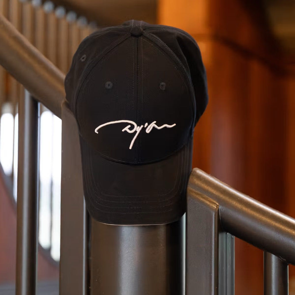 Dyon Cap w/White Logo - Løwenborg - Dy'on