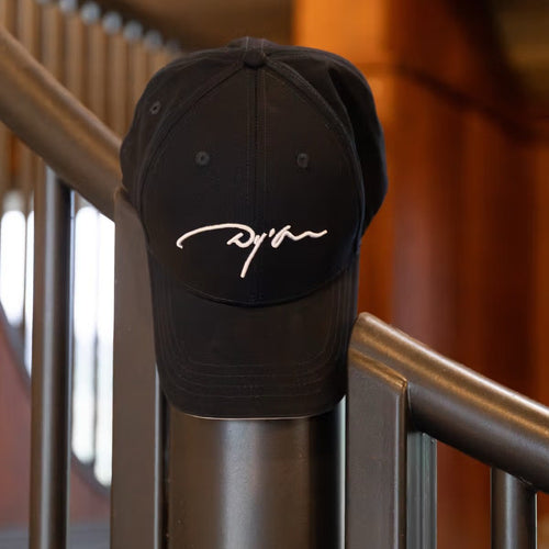 Dyon Cap w/White Logo - Løwenborg - Dy'on