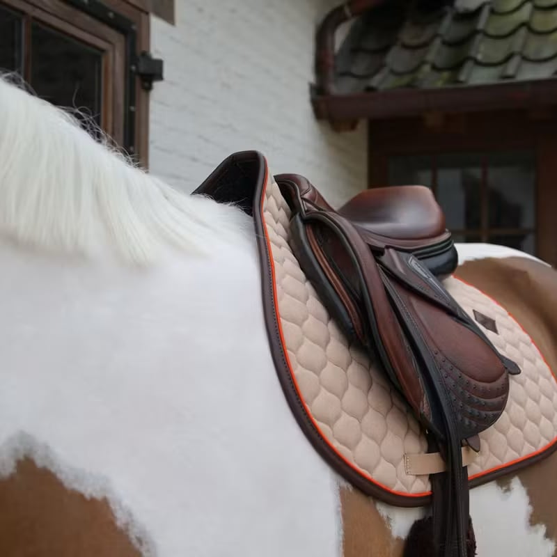 Kentucky Saddle Pad Onion Quilt Neon Leather Jumping - Løwenborg - Kentucky Horsewear