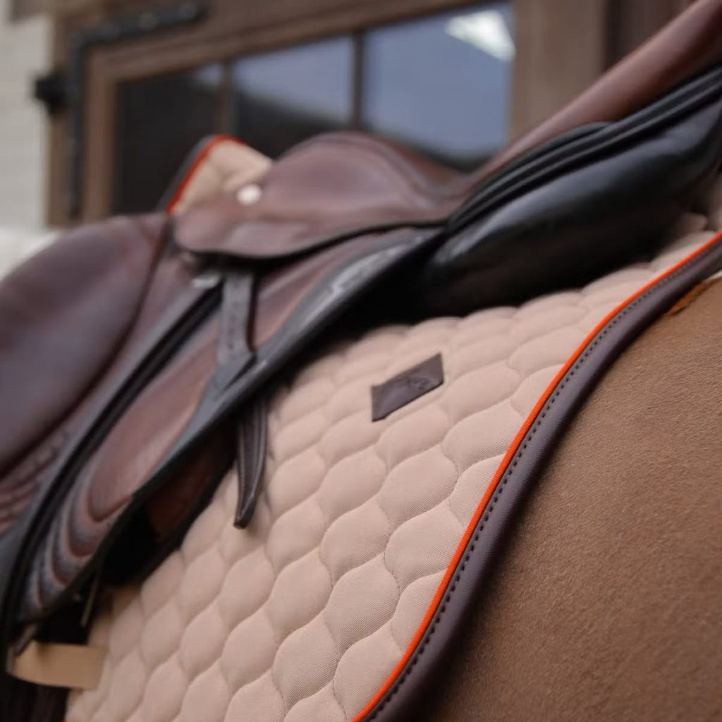 Kentucky Saddle Pad Onion Quilt Neon Leather Jumping - Løwenborg - Kentucky Horsewear