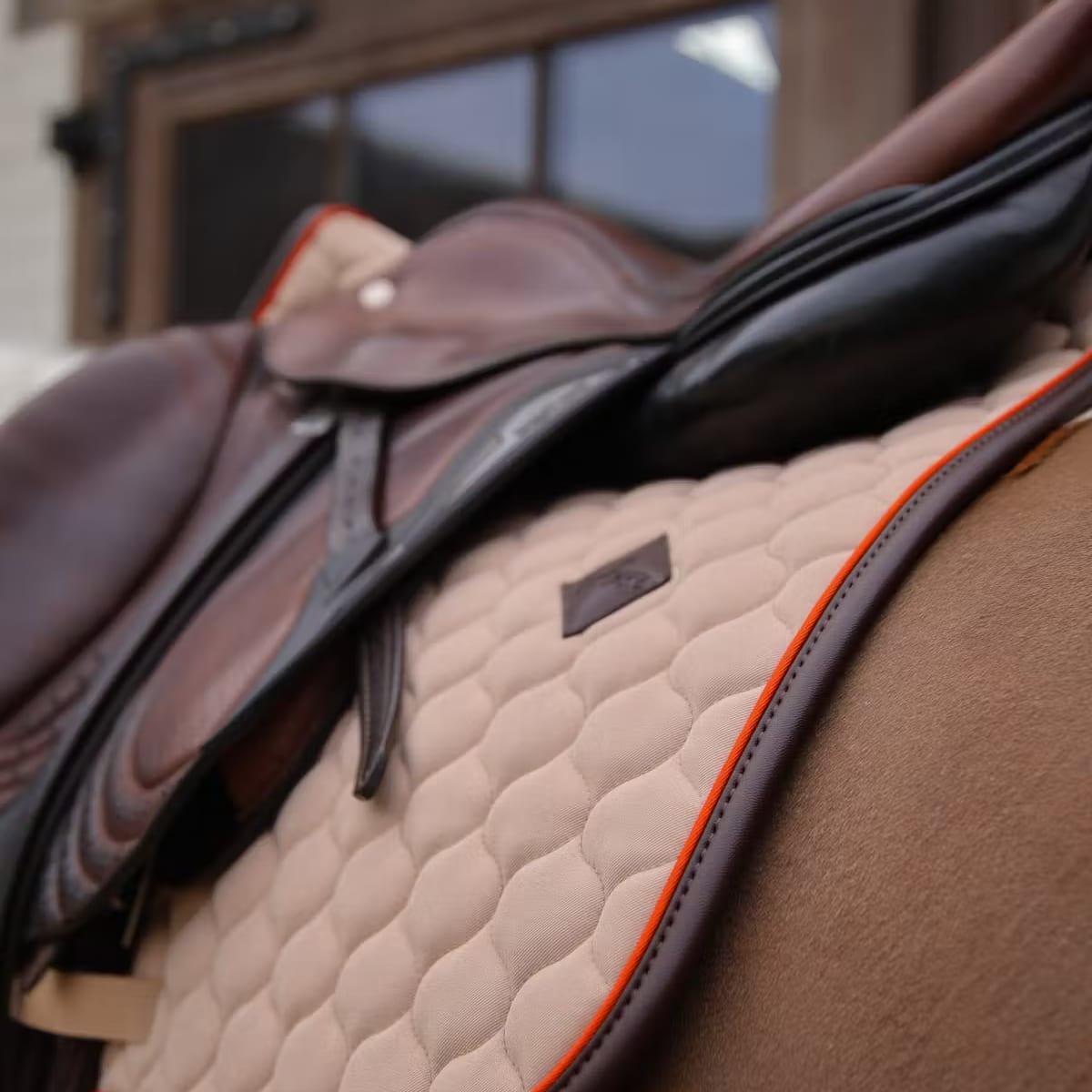 Kentucky Saddle Pad Onion Quilt Neon Leather Jumping - Løwenborg - Kentucky Horsewear