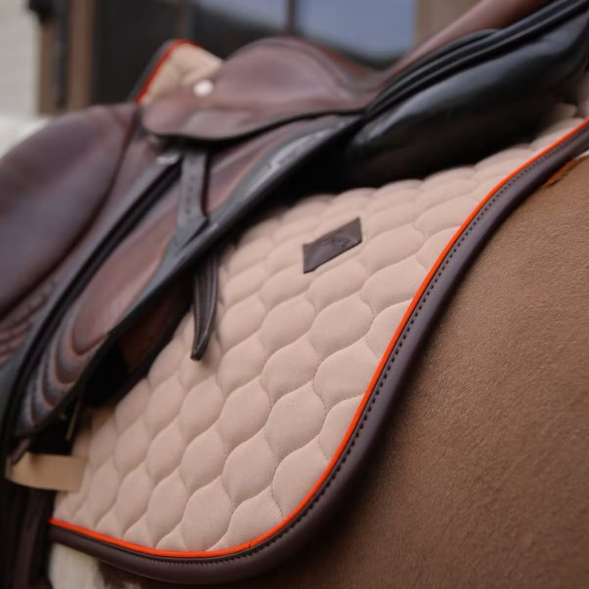 Kentucky Saddle Pad Onion Quilt Neon Leather Jumping - Løwenborg - Kentucky Horsewear