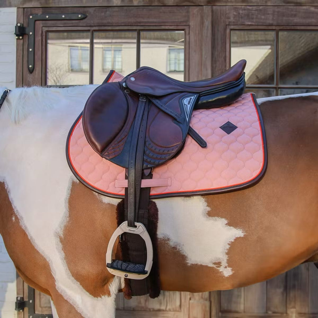 Kentucky Saddle Pad Onion Quilt Neon Leather Jumping - Løwenborg - Kentucky Horsewear