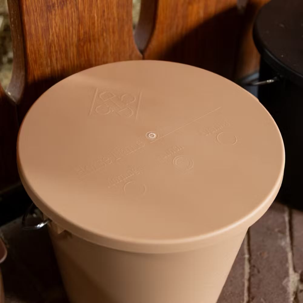Grooming Deluxe Bucket with Lid - 5L - Løwenborg - Grooming Deluxe