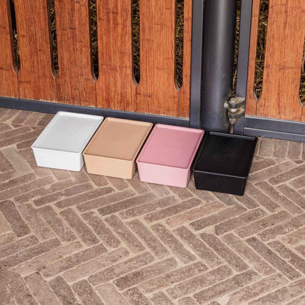 Grooming Deluxe Horsefeed Box with Lid