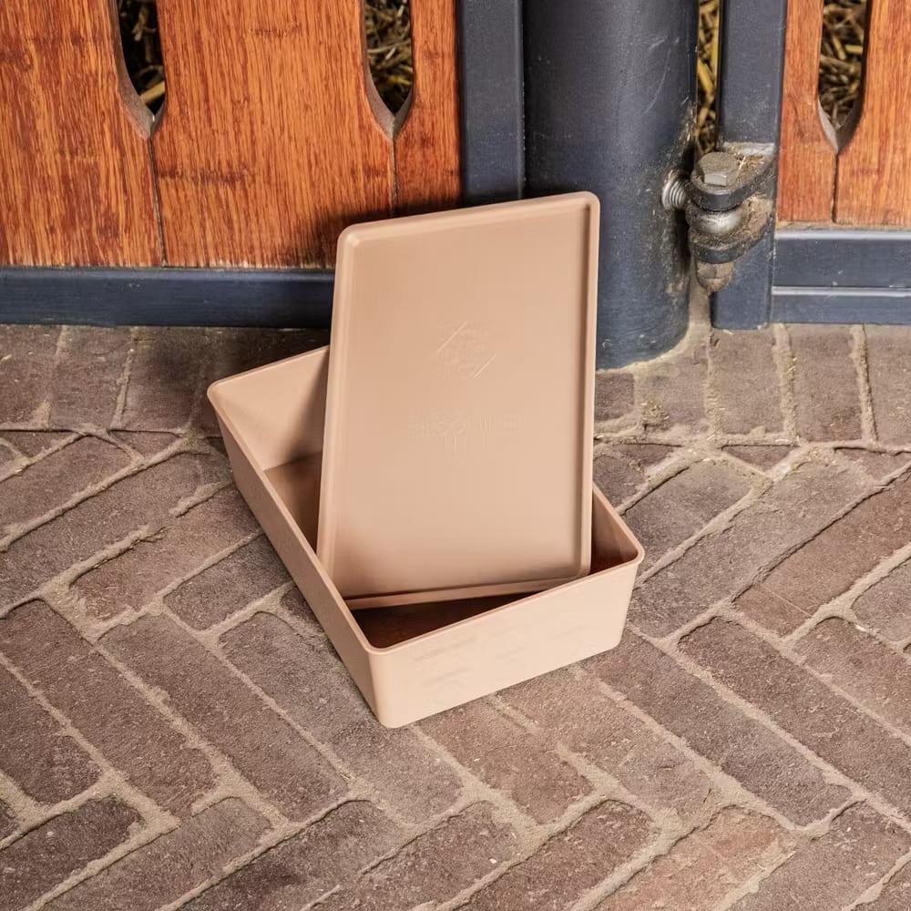Grooming Deluxe Horsefeed Box with Lid - Løwenborg - Grooming Deluxe