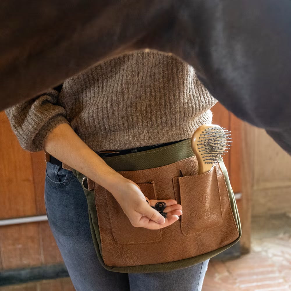 Grooming Deluxe Plaiting Waist Bag Canvas - Løwenborg - Grooming Deluxe