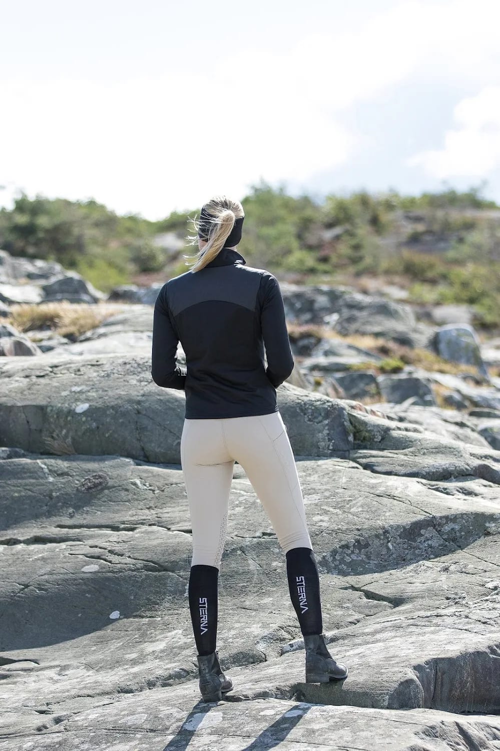 Stierna Nova Hybrid Jacket - Løwenborg - Stierna