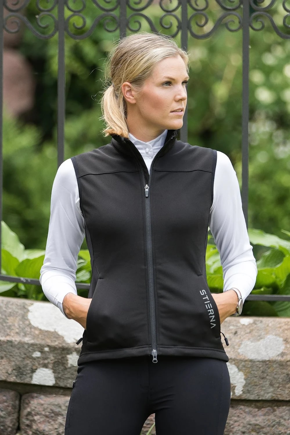 Stierna W Gale Vest - Løwenborg - Stierna