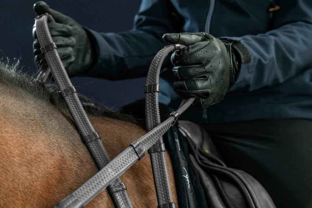 Dyon 13mm Rubber Reins With 7 Leather Loops D Collection - Løwenborg - Dy'on