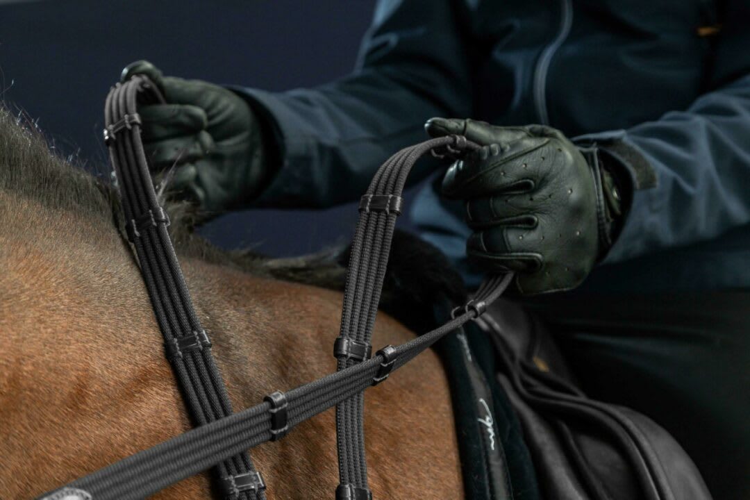 Dyon 16mm Web Reins With 9 Leather Loops New English Collection