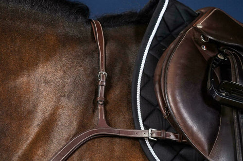 Dyon Breast Collar US Collection - Løwenborg - Dy'on