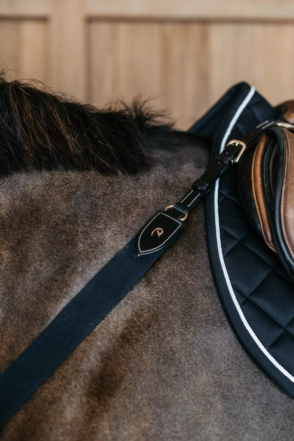 Dyon Elastic Breastplate D Collection - Løwenborg - Dy'on