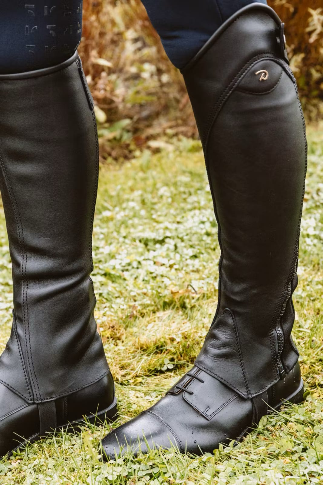 Dyon Short Boots Front Laces