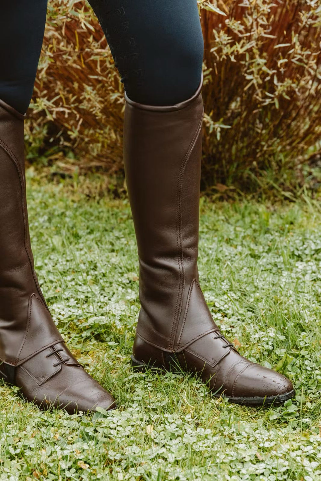 Dyon Short Boots Front Laces - Løwenborg - Dy'on