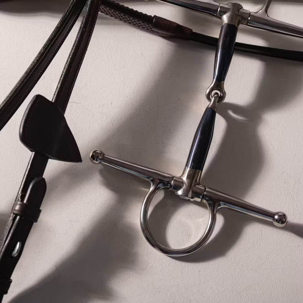 Velari Full Cheek Bit Single Jointed Sweet Iron - Løwenborg - Velari